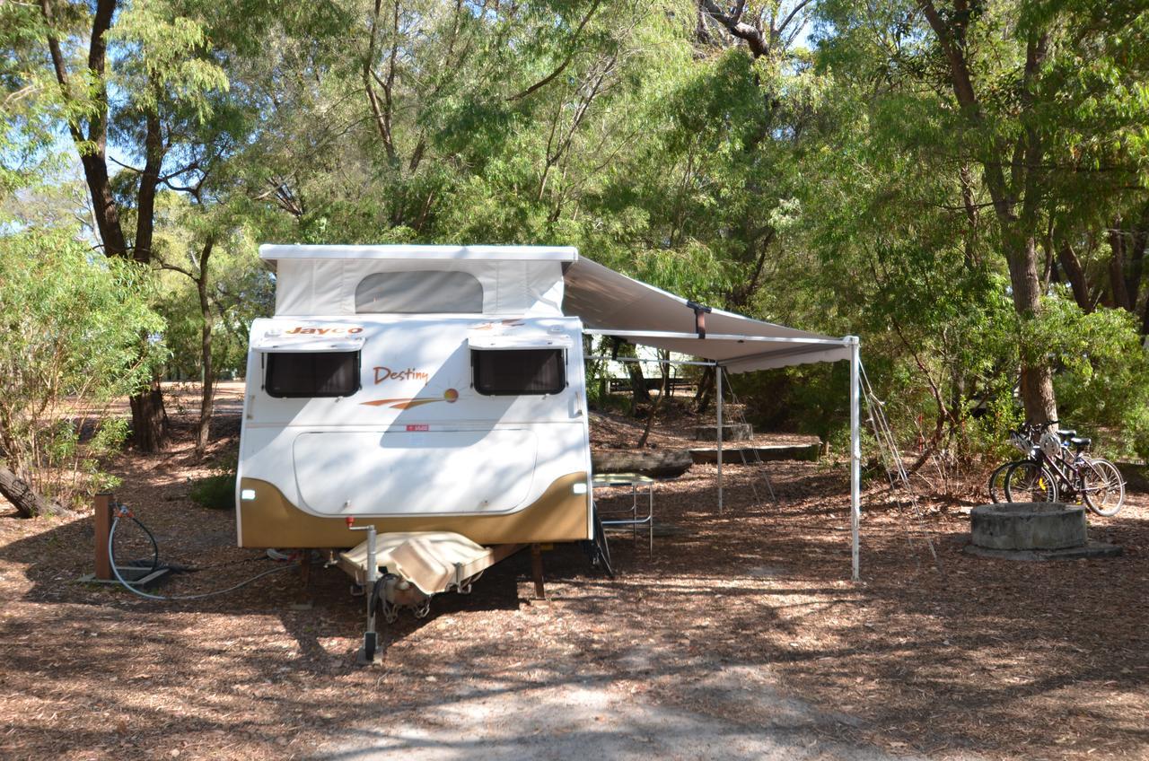 Coalmine Beach Holiday Park Walpole Extérieur photo